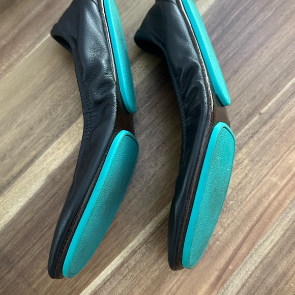 Tieks black flats - Picture 6 of 9